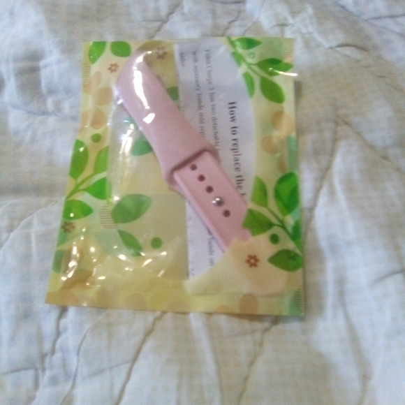 Fitbit Charge 3 Detachable Bands - Picture 2 of 3